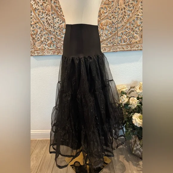 Tulle Petticoat Lightweight Soft Lined High Waist Casual or Costume Maxi Skirt - Picture 4 of 14